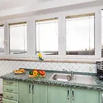 Apartman Izi Green S Pogledom Na More * Kornić