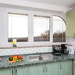 Apartman Izi Green S Pogledom Na More דירה