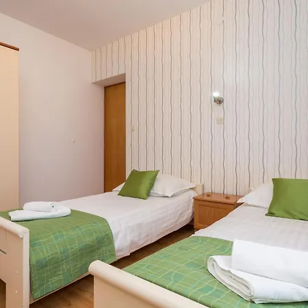 Apartamento Izi S Pogledom Na