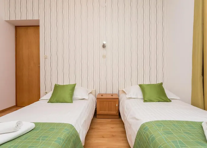 Apartment Izi 4 With Sea View-zeleni