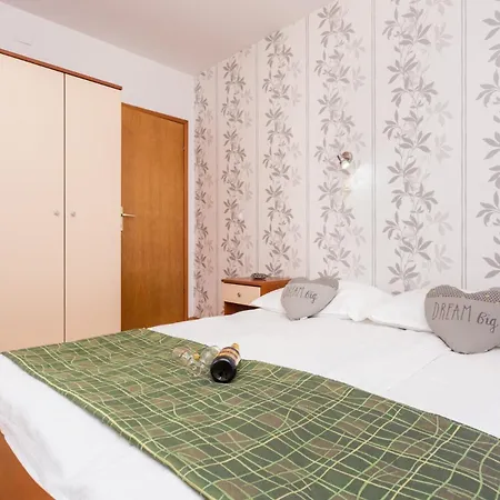 Izi S Pogledom Na Apartament